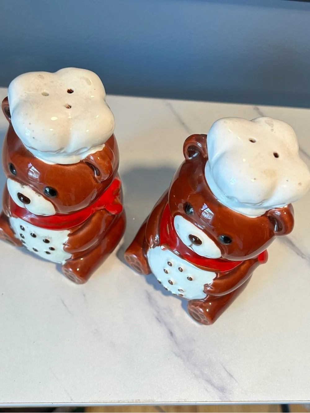 B&D ceramic bears salt and pepper shakers- Japan Marking